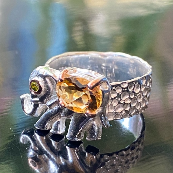 Beautiful Genuine Citrine Ring - Picture 6 of 11